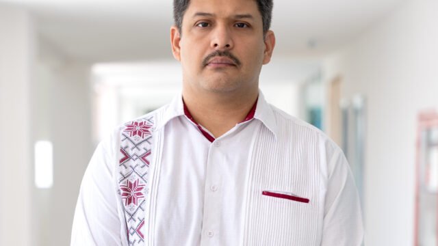 ROBERTO MARTINEZ MEDEL