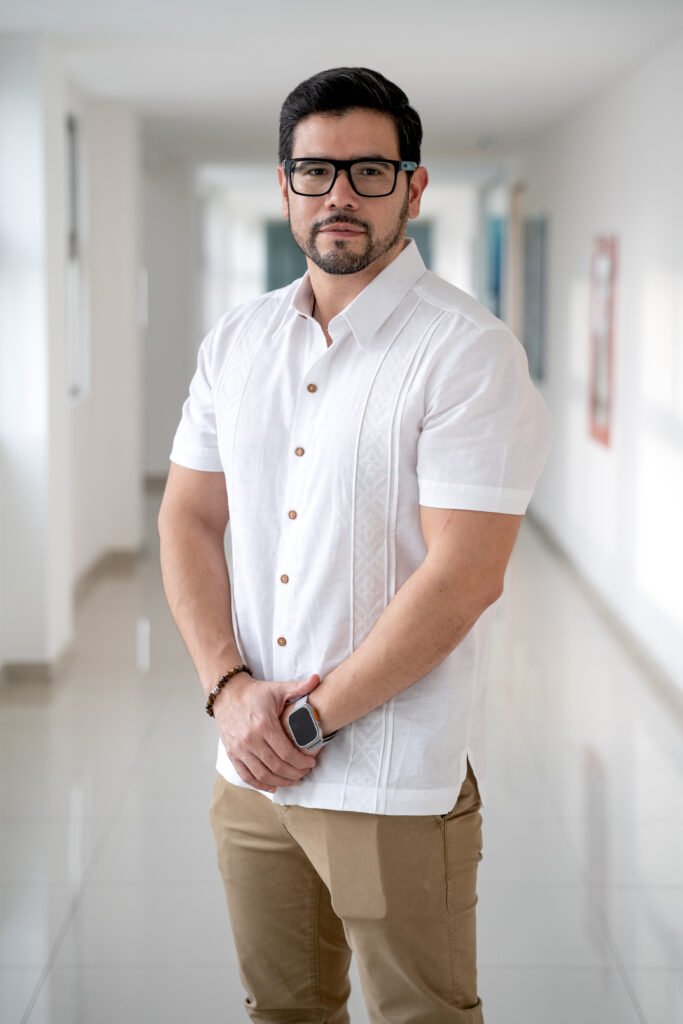 ISRAEL GONZALEZ
