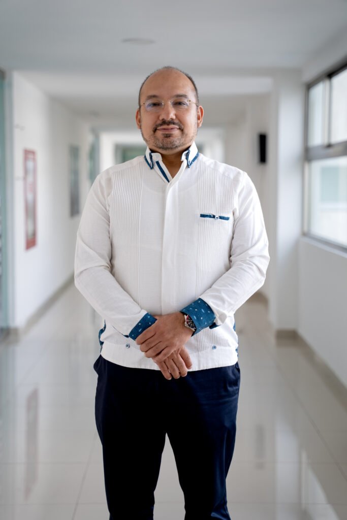 RODRIGO URBINA